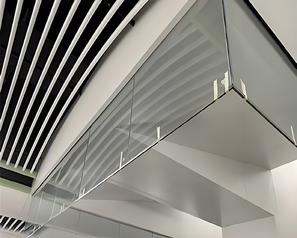 中卫玻璃中卫挡烟垂壁 中卫玻璃中卫挡烟垂壁