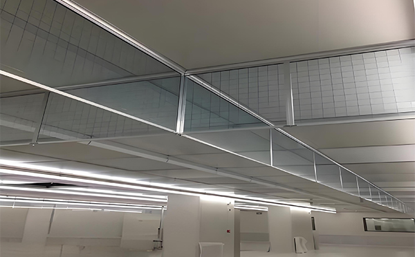 中卫玻璃挡烟垂壁