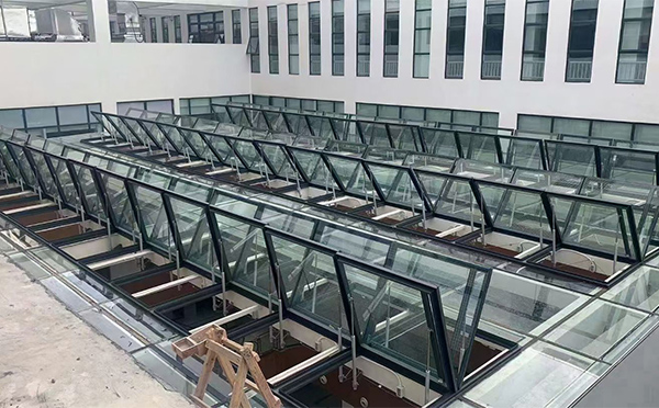 百安科技有限公司近期中卫排烟窗项目案例分享 百安科技有限公司近期中卫排烟窗项目案例分享